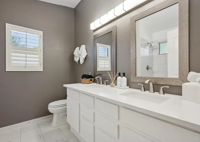Villa 3br Pool With Waterfall And Mini Golf - Near Jw