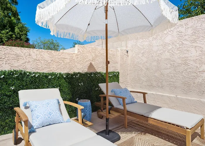 Villa 3br Pool With Waterfall And Mini Golf - Near Jw *