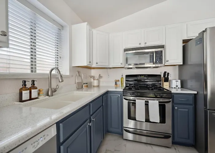 3br Pool With Waterfall And Mini Golf - Near Jw Phoenix